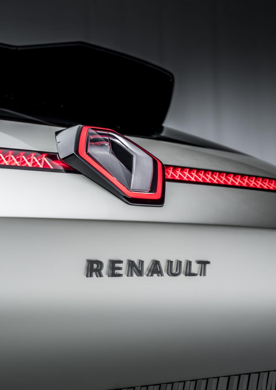 Логотип Renault Morphoz Concept 2020 года  (фото 119 из 192)